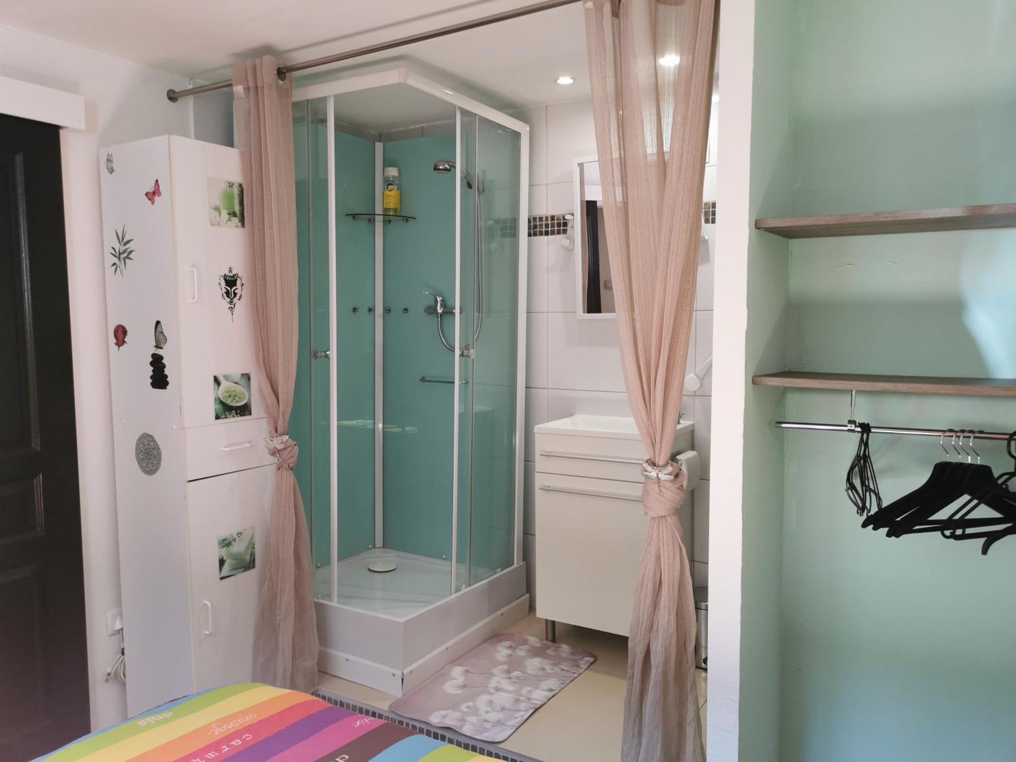 Bas De Avec Jardin, Piscine Et Jacuzzi Hébergement de vacances La Seyne-sur-Mer
